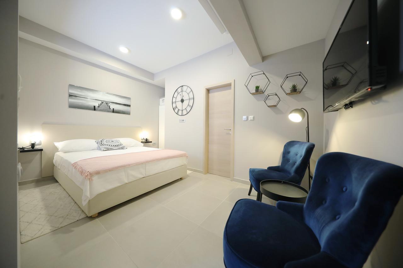 Teatro Verdi Accommodation Задар Экстерьер фото